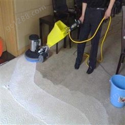 清洁设备齐全 北京清洗地毯 为您上门清洁服务