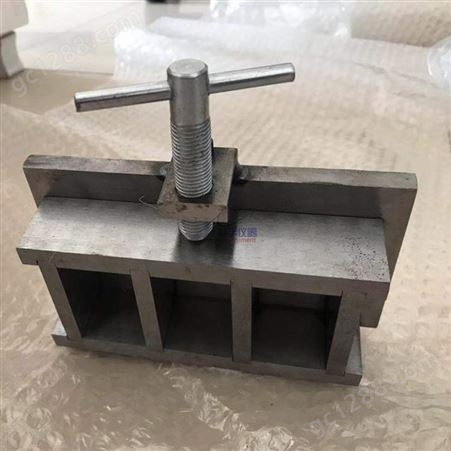 30×30×95 钢筋锈蚀试模 试件中埋置钢筋用直径为6毫米普通低碳钢