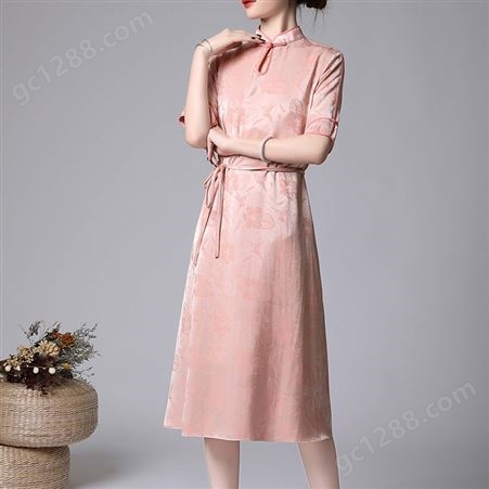 中国风2022夏装女装立领水滴设计系带设计提花面料粉色连衣裙
